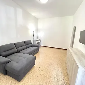 famagosta-house.it-lombardy.com/